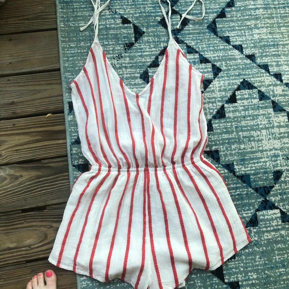 Rip curl shoreside romper NWT - Picture 4 of 8